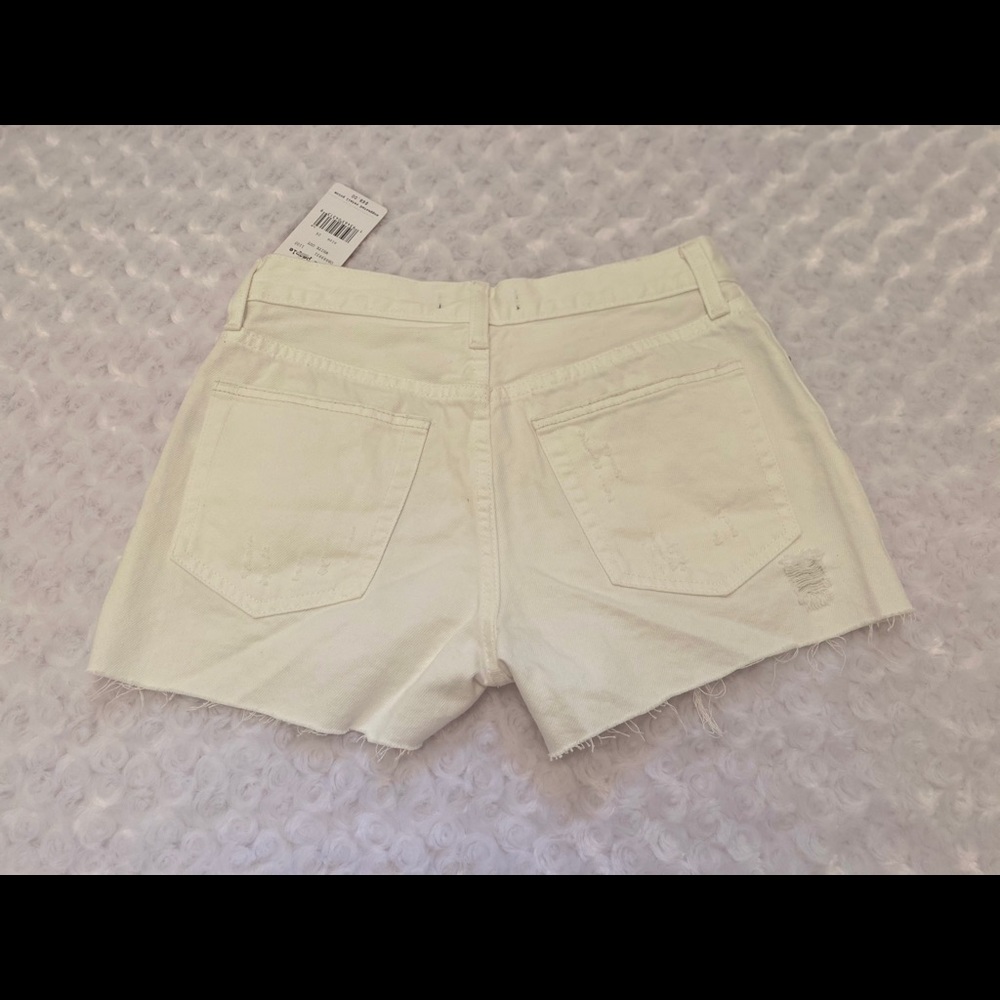 Free People Sofia White Distressed Shorts - 26 - Picture 9 of 13
